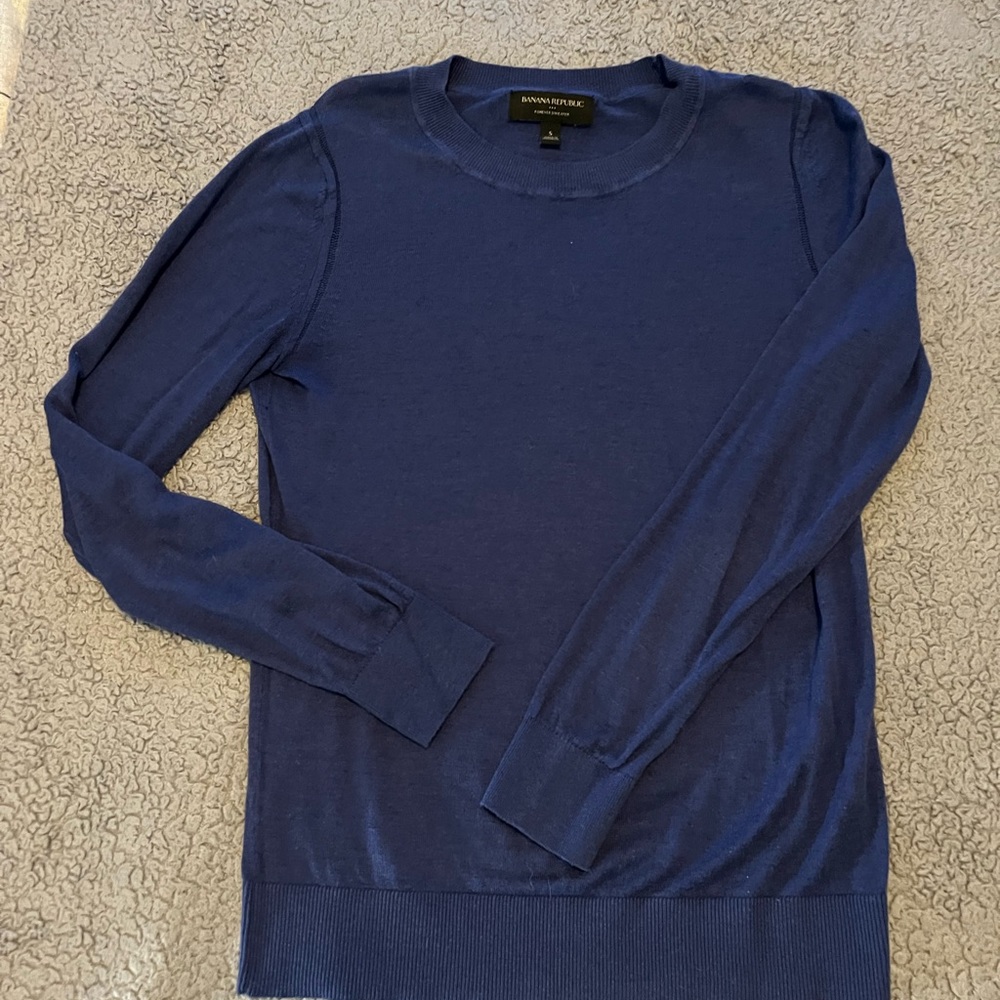 Banana Republic Forever Sweater - Blue, Crew Neck - Size Small